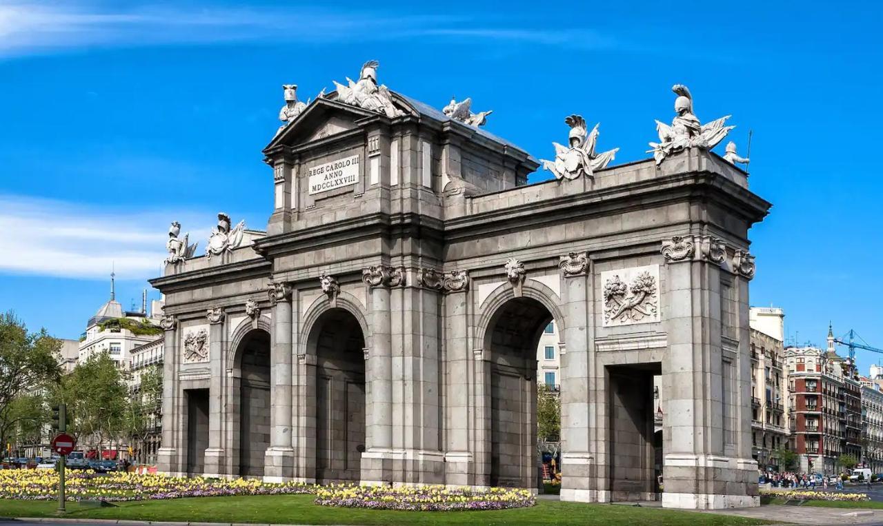 Apartamento Con Vistas Al Parque Del Retiro Madri Exterior foto