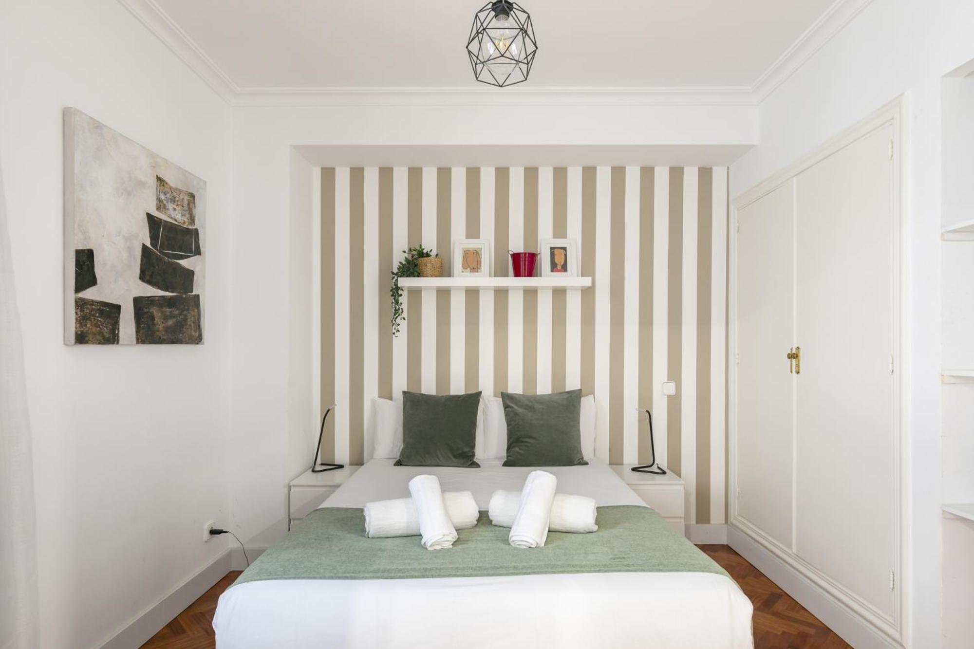 Apartamento Con Vistas Al Parque Del Retiro Madri Exterior foto