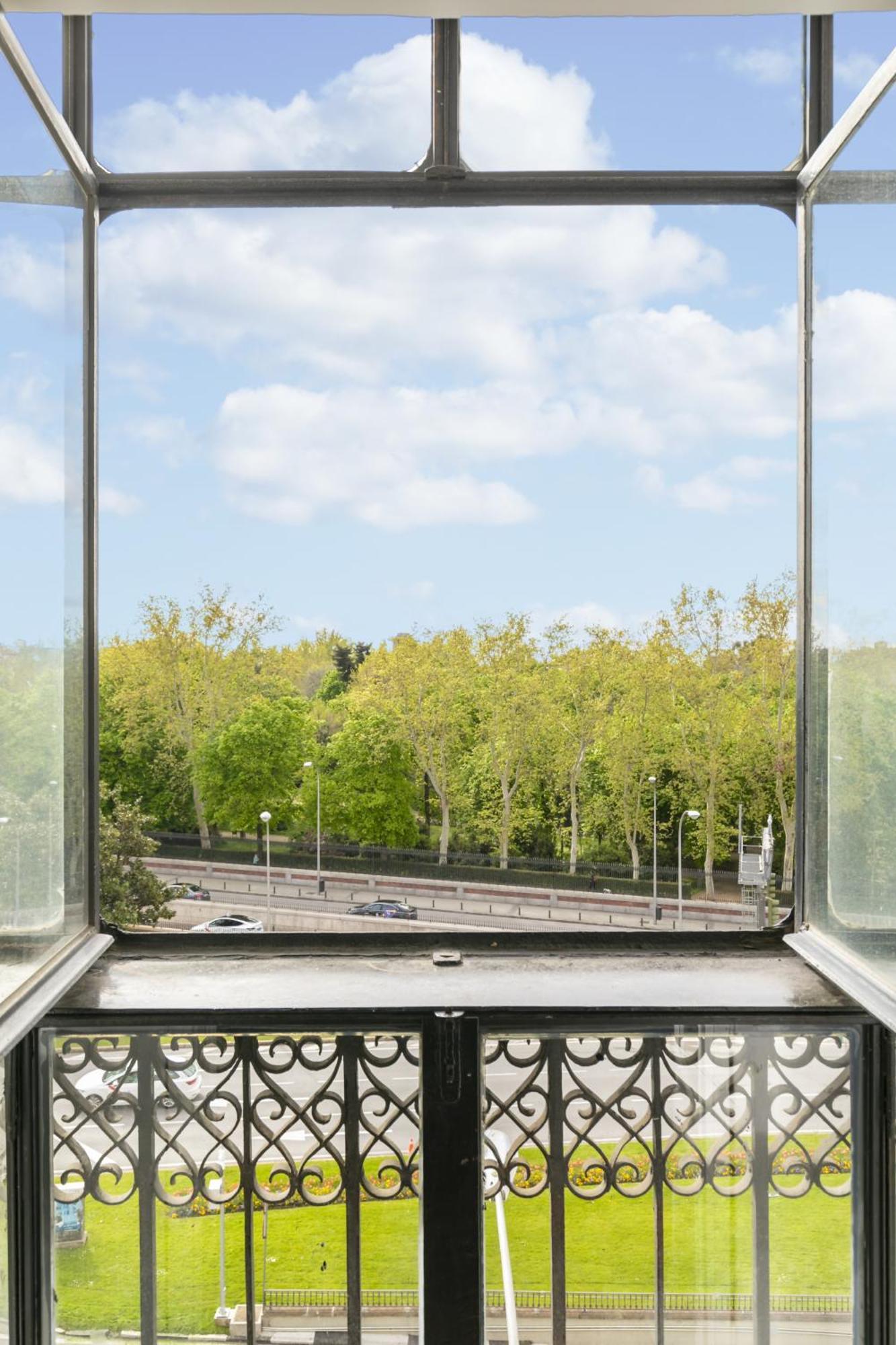 Apartamento Con Vistas Al Parque Del Retiro Madri Exterior foto